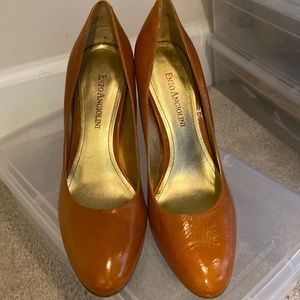 Enzo Angiolini pumps. Size 6